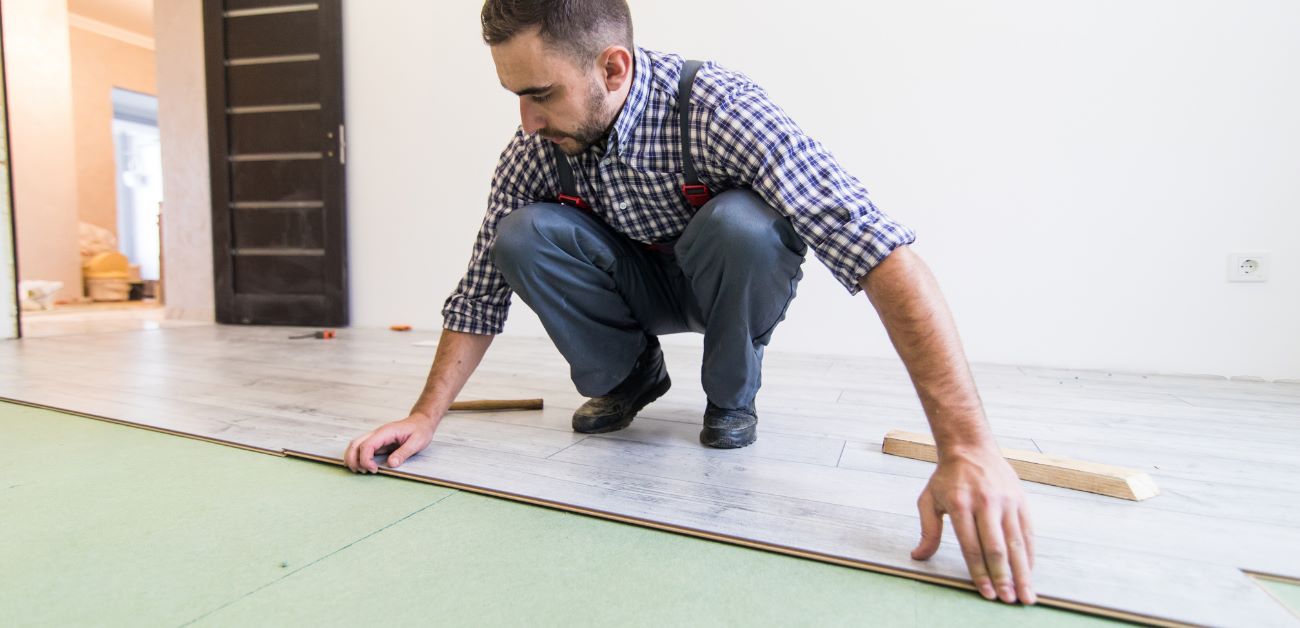 Choosing a Vinyl Plank Flooring Installation Service with Confidence