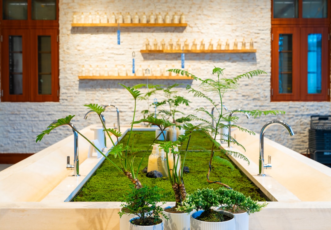 biophilic surfaces - Goodrich Global Singapore